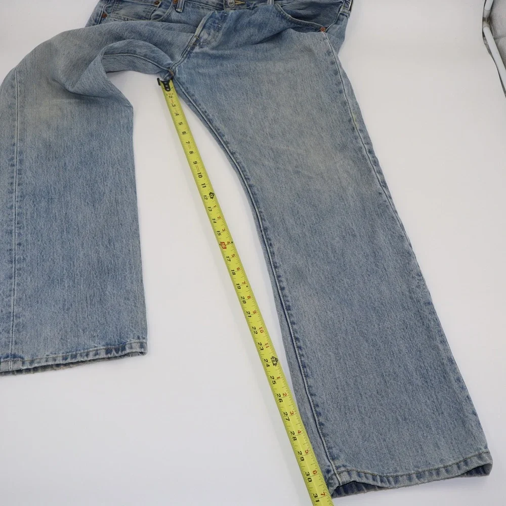 Levis 501 Men Original Fit Button Fly Straight Leg Light Wash Blue Jeans 38 x 32